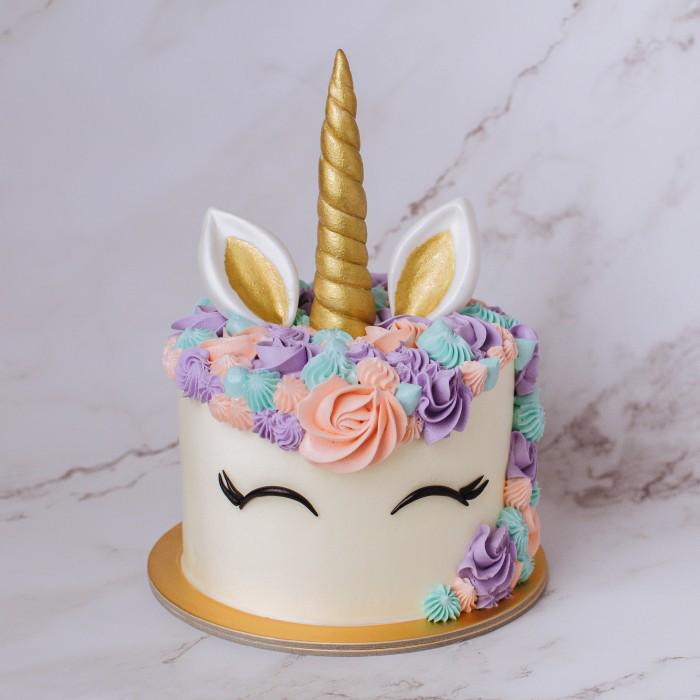 Unicorn Theme Cake 1.4kg